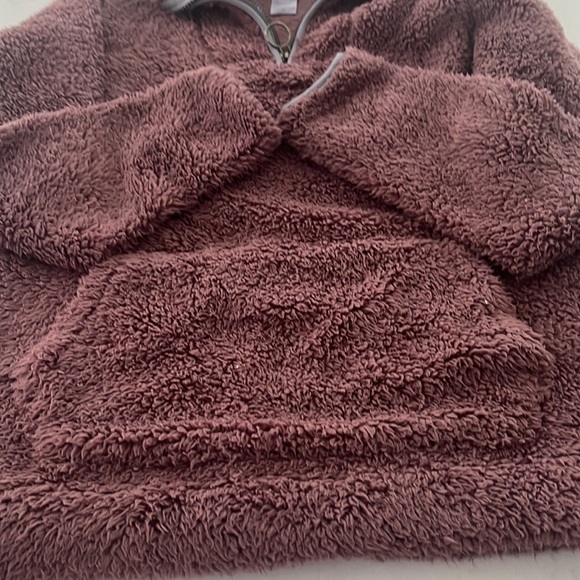 Cozy Sherpa sweater - Picture 5 of 6